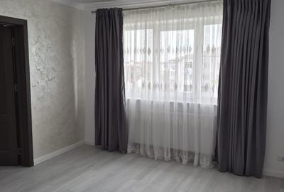 Apartament doua camere ultimul etaj zona centrala _Est Clinic - 8
