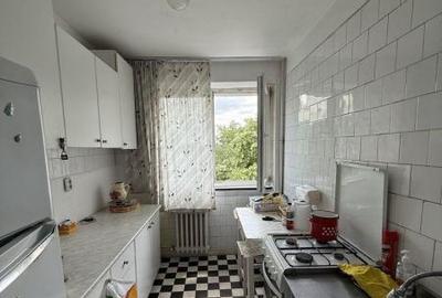 Apartament cu 2 camere semidecomandat, mobilat în Drumul Taberei