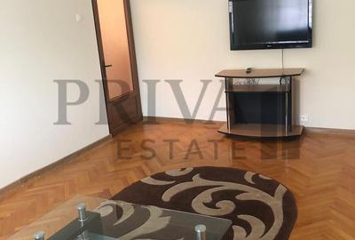 Apartament cu 3 camere, mobilat în Baba-Dochia