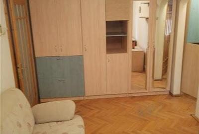 Apartament cu 3 camere in zona Soarelui - 3
