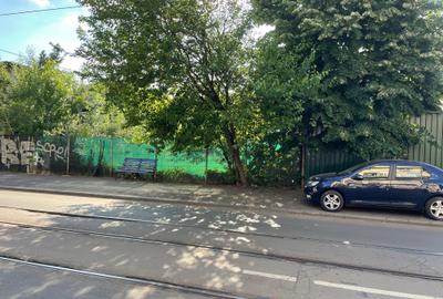 Teren agricol intravilan de 1950 mp, în Parcul Carol