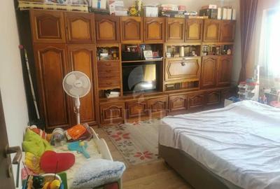 Apartament 2 camere în zona PARIS - 5