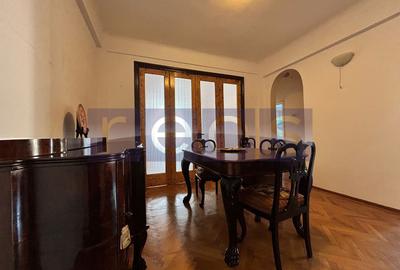 Apartament cu 4 camere circular, mobilat în Universitate