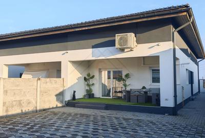 Casa noua, mobilata si utilata, la asfalt, 160 mp. COMISION ZERO! - 43
