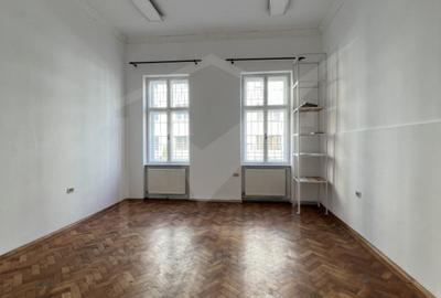 Spatiu 104mp in centru, 4 încăperi, 2 băi, lângă cinema Florin Piersic - 2