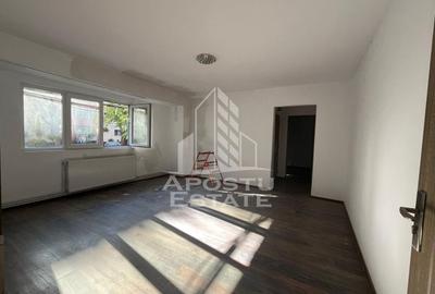 Apartament 2 camere, semidecomandat, renovat, zona Girocului - 1