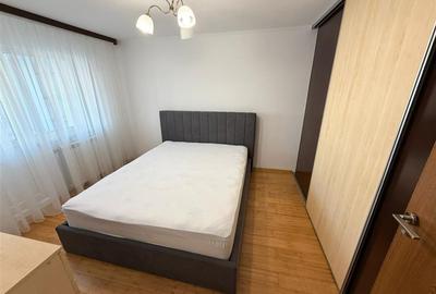 Apartament 2 camere, 60mp, etaj 1, model hol patrat , logie + balcon - 10