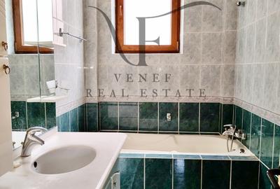 0 COMISION 3 Camere 106 mp 3 balcoane etaj 1 Calea Calarasilor Hala Traian - 41