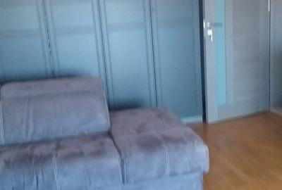 Apartament cu 2 camere semidecomandat în Universitate