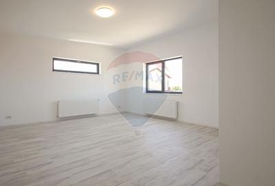 COMISION 0% | Spatiu comercial de vanzare | Izvor Tarlungeni - 15