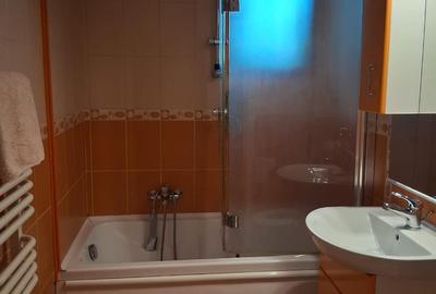 Inchiriez apt. 2 camere in 7 Noiembrie - 3