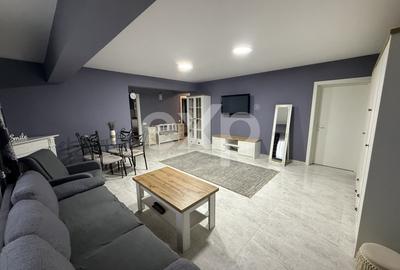 Penthouse cu 4 camere decomandat, mobilat în Breazu