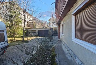 Casă solidă din cărămidă, mobilată, garaj, teren generos – Tarcău - 53