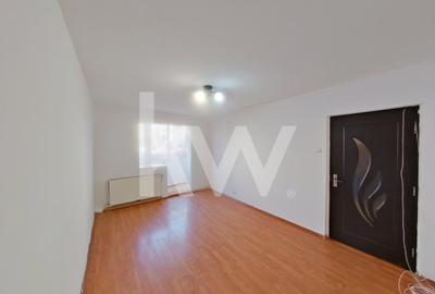 De inchiriat apartament cu 3 camere, nemobilat, in cartierul Astra - 2