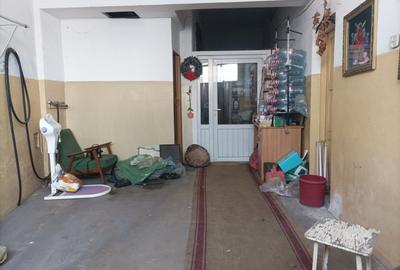 Casa 4 camere libera la vanzare zona Central - 18