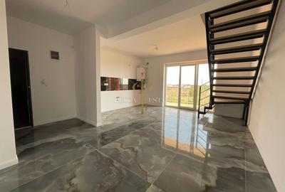 Apartament cu 3 camere semidecomandat în Giroc