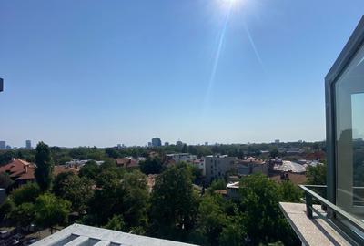 Apartament cu 3 camere decomandat în Arcul de Triumf