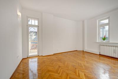Vila cu arhitectura distincta, 7 camere, renovata, intr-o locatie exclusivista - 8