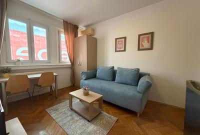 Garsonieră Piața Română | Bd. Magheru | Renovată | Centrală proprie | 300€ - 1