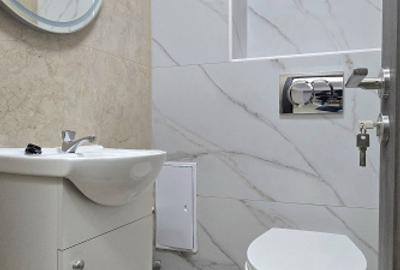 Apartament 4 camere renovat 2025 în Poarta 6 – decomandat, 2 băi, etaj 3 - 10