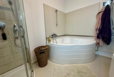Vilă Elegantă cu Piscină Privată în Corbeanca - 19