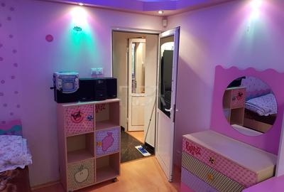 3 camere, 4/4, centrala, anvelopat-Drumul Taberei - 14