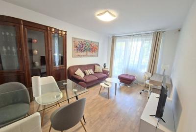 Apartament cu 3 camere decomandat, mobilat în Medicină