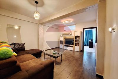 Apartament cu 2 camere semidecomandat, mobilat în Apărătorii Patriei
