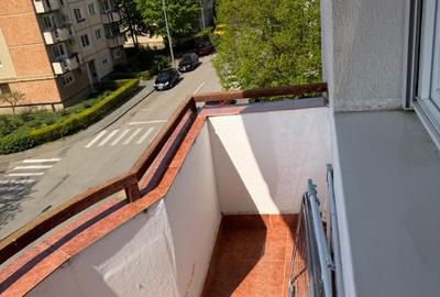 Vand  apartament 3 camere Arad/Alfa Et.3 - 3