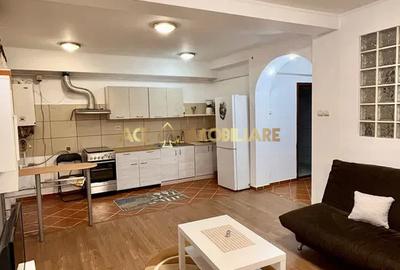 Apartament cu 2 camere decomandat, mobilat în Calea Călărașilor