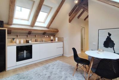 Apartament cu 2 camere semidecomandat în Centrul Civic