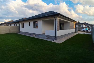 FARA COMISION in Bacu casa 4 camere 2 bai placa beton la pod incalz pardoseala - 12