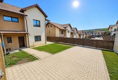 Casa tip duplex finisata, teren 380 mp, Dezmir zona str Criseni - 1