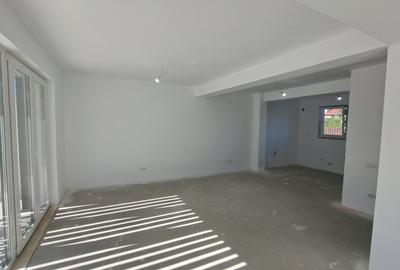 VILA LUX IN COMPLEX REZIDENTIAL - 17