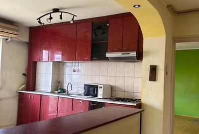 Proprietar, bld. Octavian Goga, 2 camere, decomandat - 4