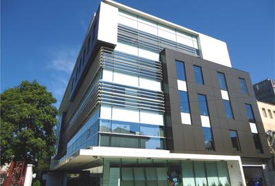 Piata Victoriei -spatii birouri,  170 mp SI 322 mp - 2