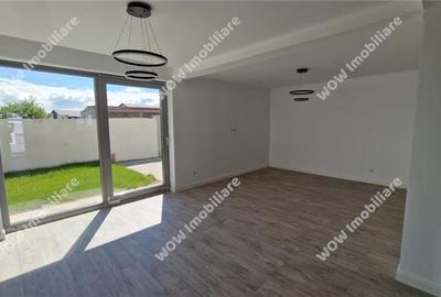 Casa cu 4 camere 3 bai pivnita si teren de 410 mp de vanzare in Cristian - 1