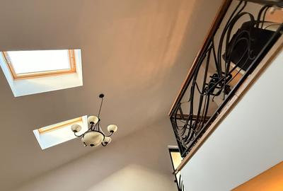 Vilă deosebită în Bucium | Living spectaculos 69 mp | Arhitectură unică - 11