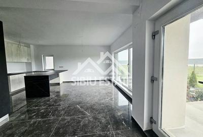 Casa cu garaj si teren mare super pret - 25