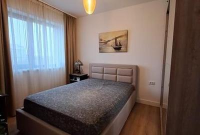 Apartament cu 3 camere semidecomandat în Pipera