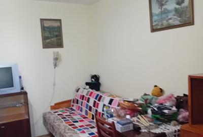 Vand garsoniera  cf. 1, etaj 2/9,  zona  Aleea Carpati - 1