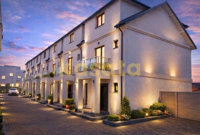 Casă cu 5 camere în Sud