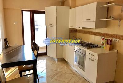 Apartament cu 2 camere decomandat, mobilat în Cetate
