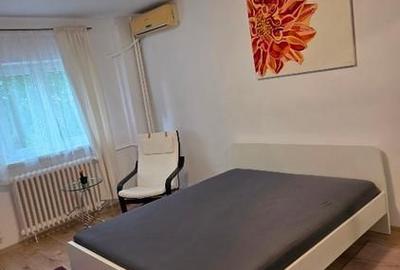Garsonieră decomandată, mobilată în Drumul Taberei