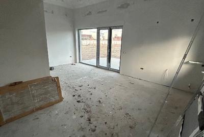 Casa de vanzare -Tunari - 2