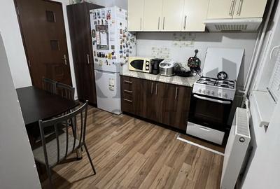 Apartament 3 camere, 2 bai,2 balcoane. bloc izolat, Etaj 2. Lipovei - 12
