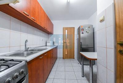 FARA COMISION! Apartament 3 camere, decomandat, balcon, zona HERMES - 7