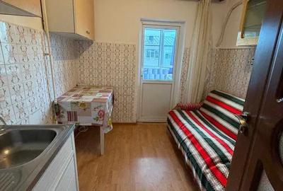 Apartament 2 camere confort 1 decomandat, Zona Radu Negru. - 4