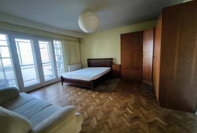 Ap. studentesc cu 3 camere, zona Big Belly/USAMV, 2 statii de Centru - 2