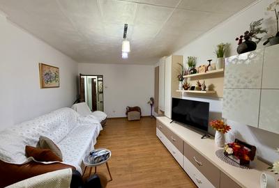 Apartament 2 camere,str.Victoriei - 3